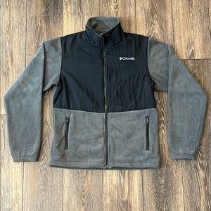 Columbia Two-Tone Fleece Jacket in Black and Gray Adult Size Small